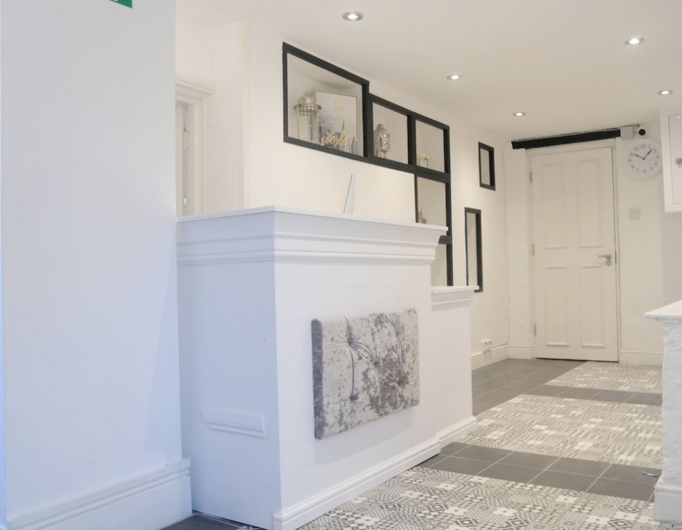 Фото Bexley Village Hotel