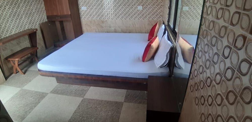 Фото Goroomgo Sea Smile Lodge Puri