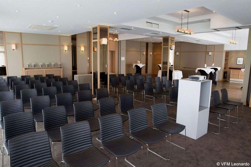 Фото Hotel Serwir