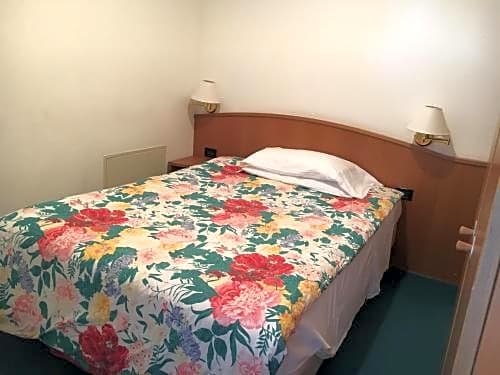 Фото Hotel Garni Enrosadira