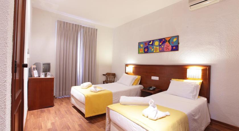 Фото Residencial Mar e Sol