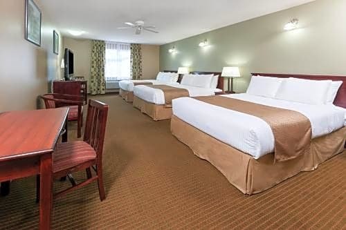 Фото Super 8 Fort Saskatchewan