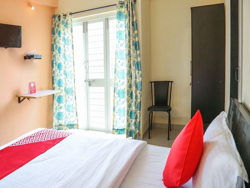 Фото Oyo 16053 Ema Happy Stay