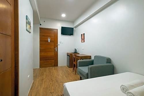 Фото IHotel Uptown Bgc