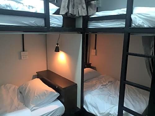 Фото Backpack Station - Hostel