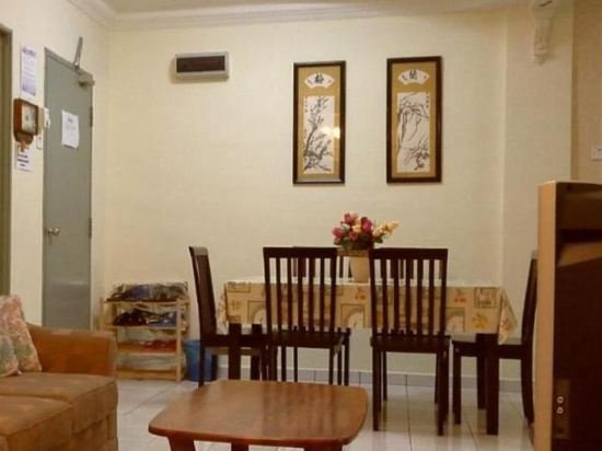 Фото Kpw at Royal Lily Apartment