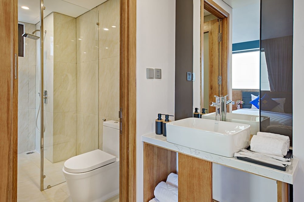 Фото Jolia Hotel and Apartment - My Khe Beach