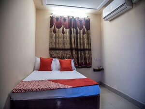 Гостиница Oyo 13321 Hotel Lakshmi Paradise