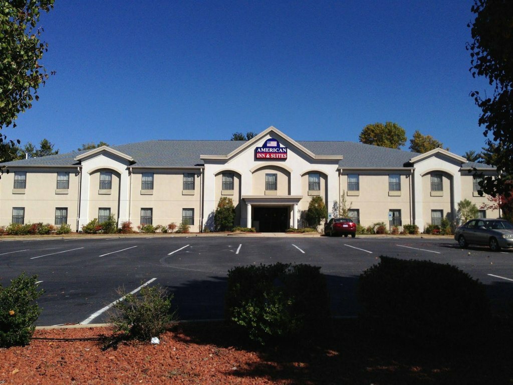 гостиница - American Inn & Suites - High Point Nc - Штат Северная Карол...