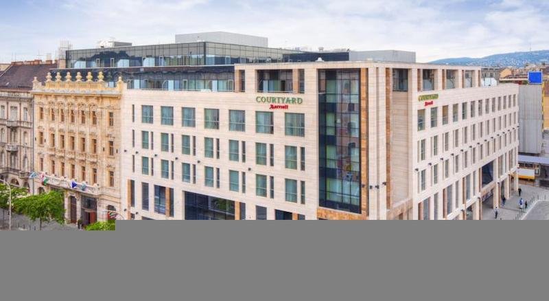Фото Courtyard by Marriott Budapest City Center