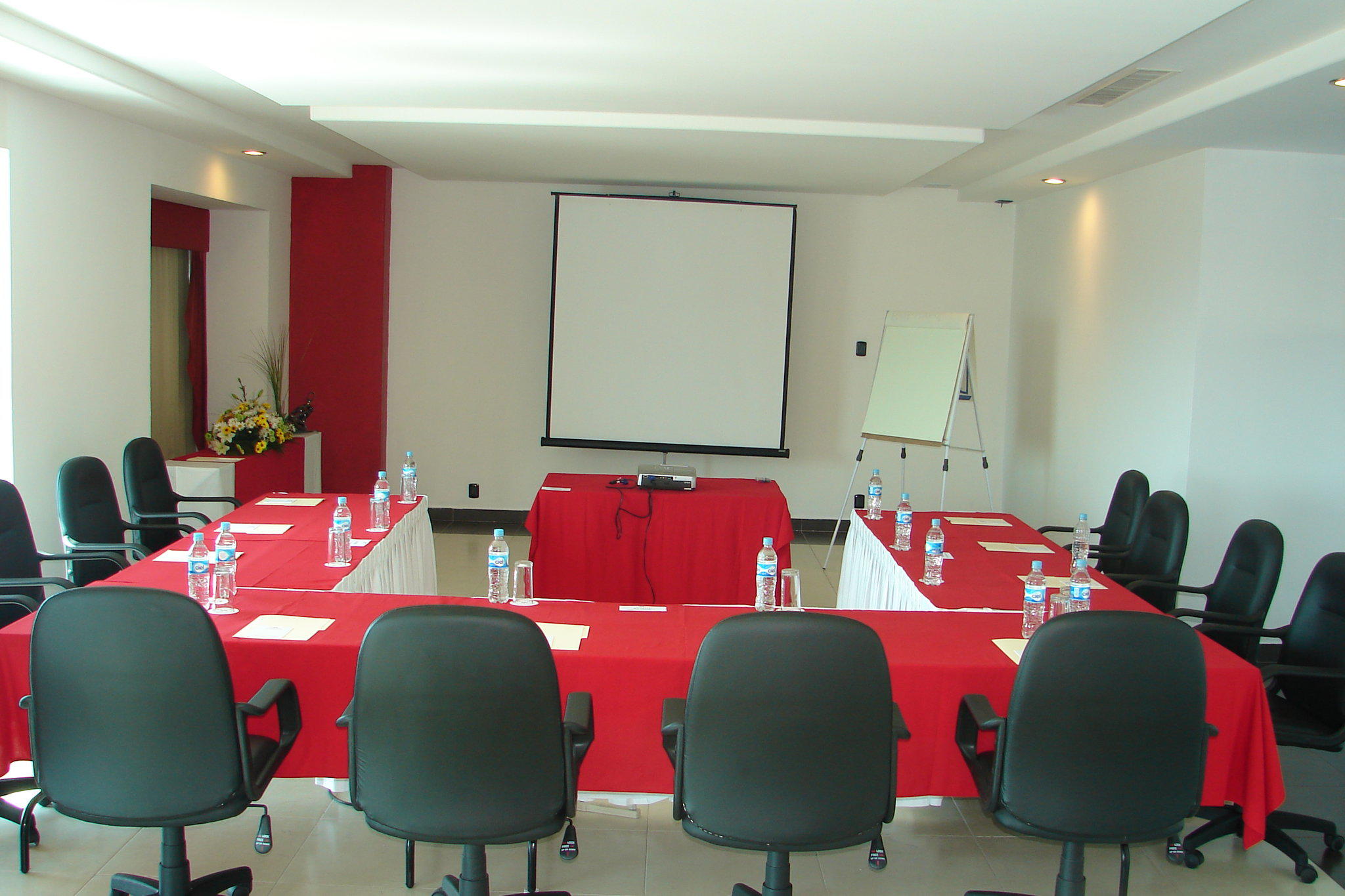 Фото Crowne Plaza Queretaro