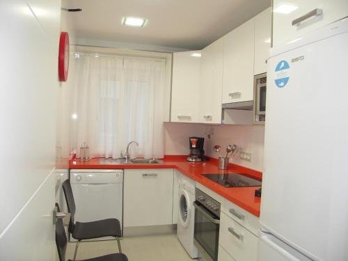 Фото Apartamentos Toboso Plaza