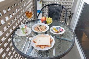 Гостиница Benson Court Motel