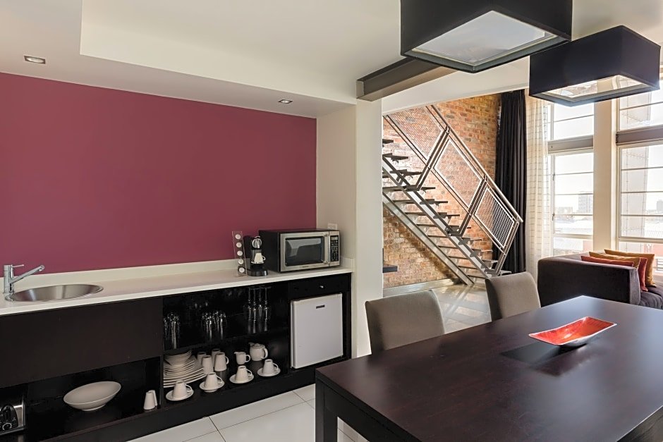 Фото Garden Court Victoria Junction