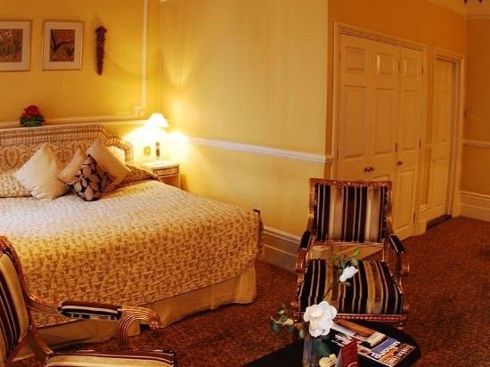 Фото The Leonard Hotel