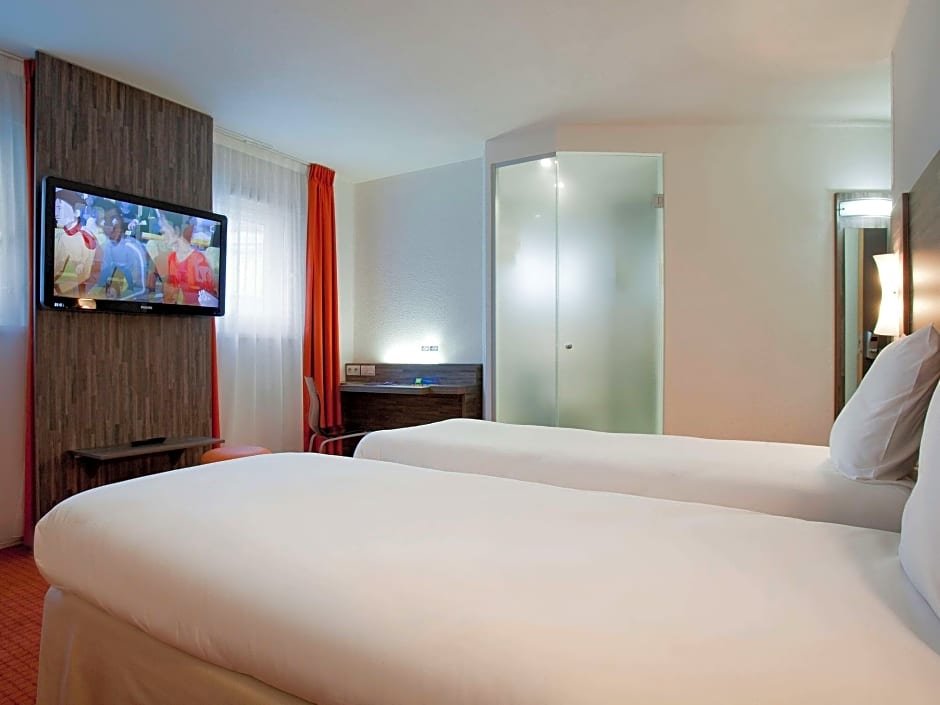 Фото Ibis Styles Rennes Centre Gare Nord