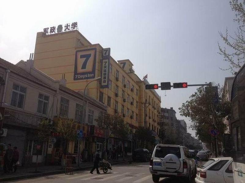 Гостиница 7 Days Inn Nanchang Ba Yi Square Center Branch