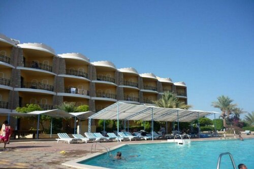 Гостиница El Samaka Beach Hotel в Хургаде
