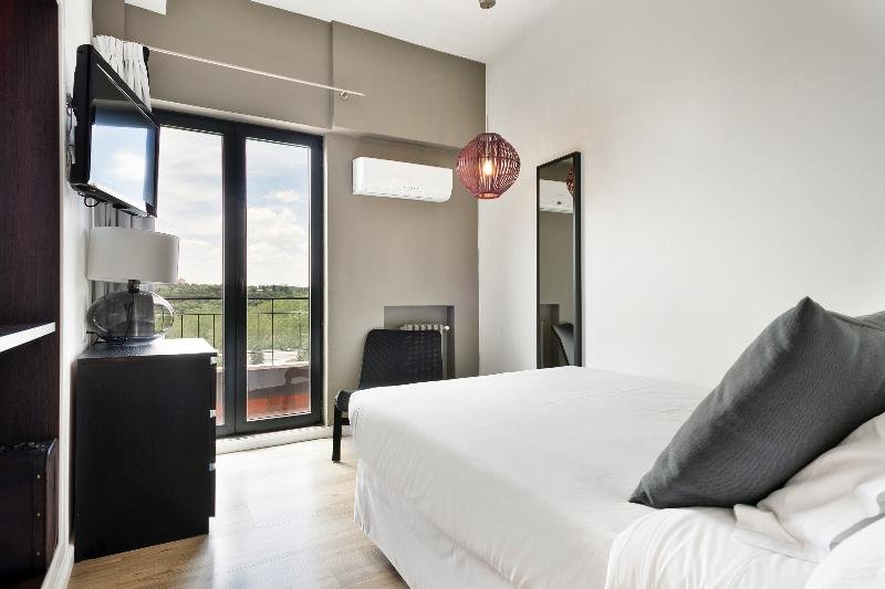 Фото Acta Madfor