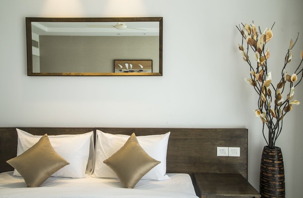 Фото Kent Baywatch Suites