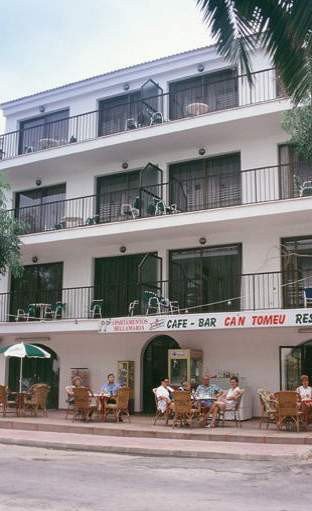 Фото Bella Maria Apartments & Pool Club