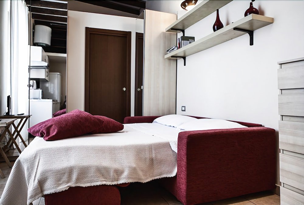 Фото Easyhomes - Porta Venezia Oberdan