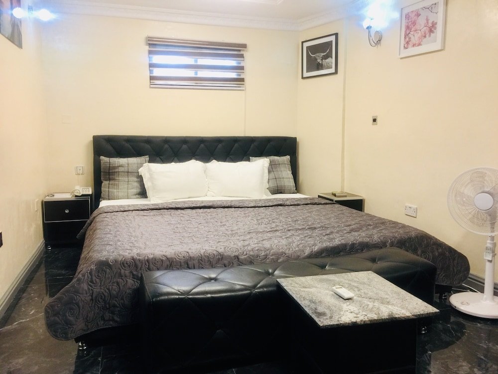 Фото Platinum Inn Gee Hotel Ikoyi