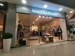 Rene Lezard (Malysheva Street, 16) ، متجر ملابس