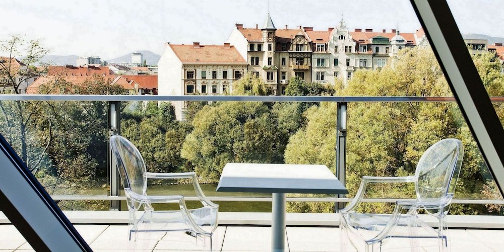 Фото Schlossberghotel - Das Kunsthotel