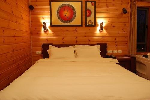 Фото Gan Hamlachim - Boutique Suites