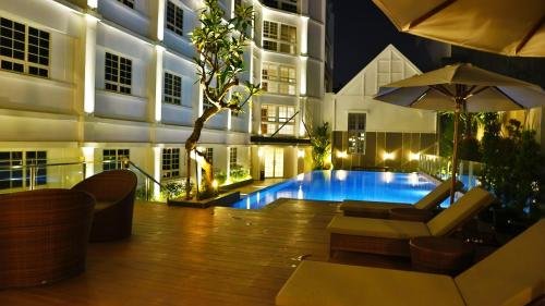 Фото Kokoon Hotel Surabaya