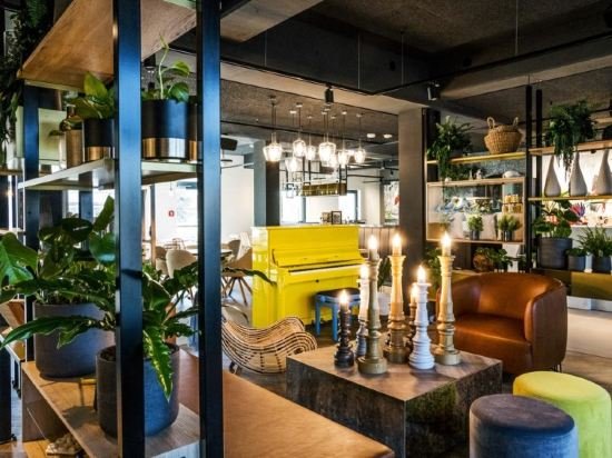 Фото Premier Inn Heidelberg City Bahnstadt Hotel