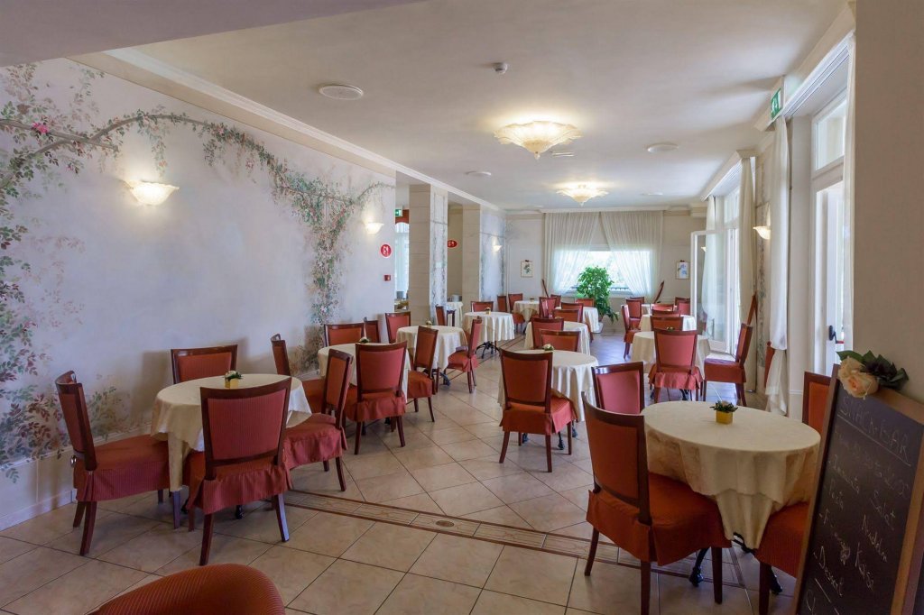 Фото Comfort Inn Airport