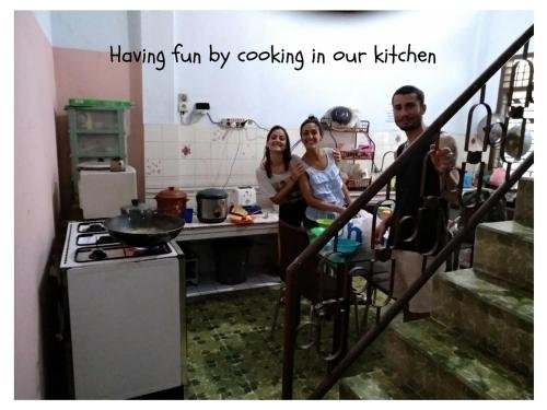 Фото Dazhong Backpackers Hostel