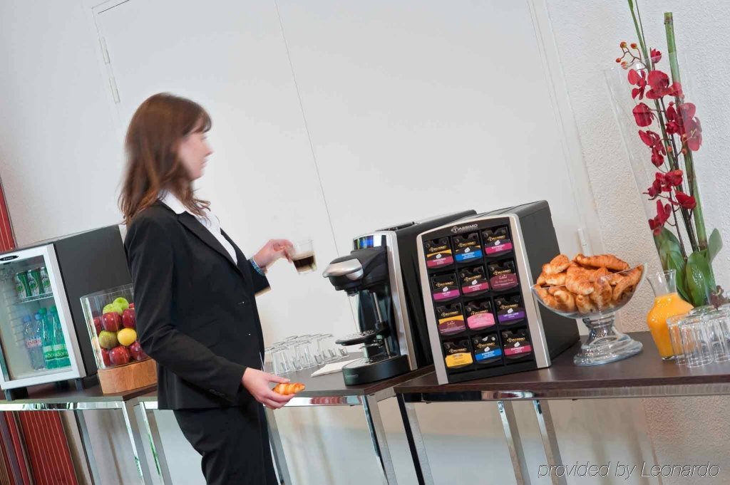 Фото Mercure Paris Porte de Pantin Hotel