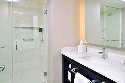 Гостиница Residence Inn by Marriott Bakersfield West в Бэйкерсфилде