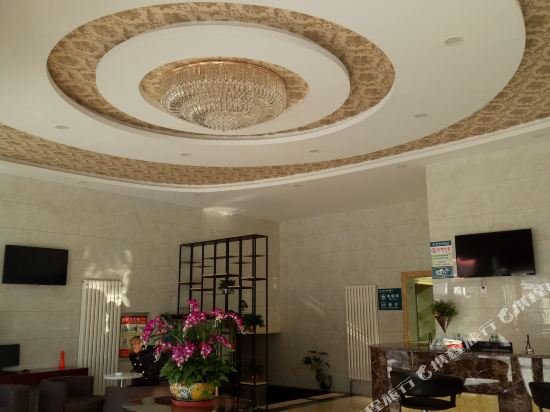 Фото Greentree Inn Beijing Yanqing Gaota Rd Express Hotel