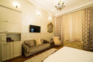 Гостиница Hotel 5 Continents