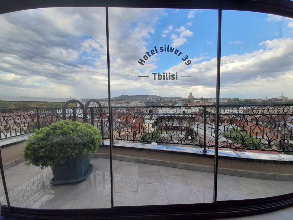 Фото Silver 39 Corner Hotel