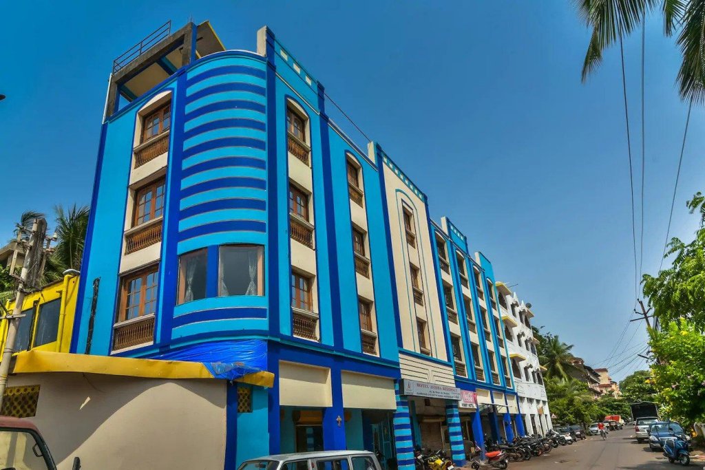 Фото отеля 1