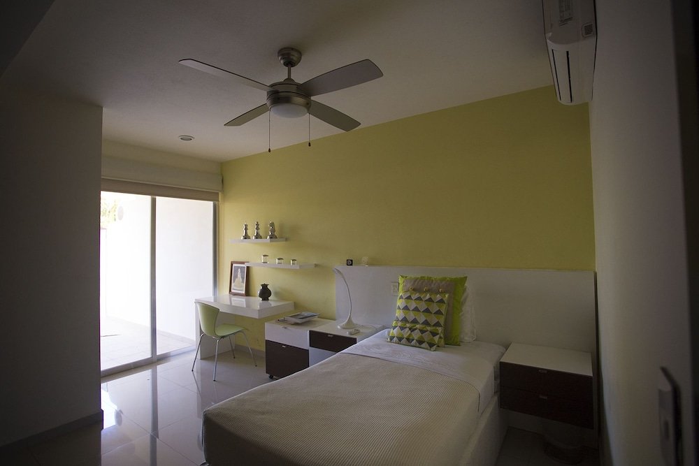 Фото Luxury 2 Bedroom Apartments