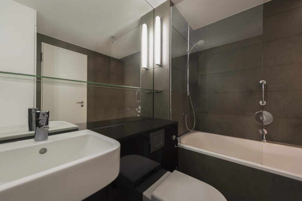 Фото Adina Apartment Hotel Hamburg Michel