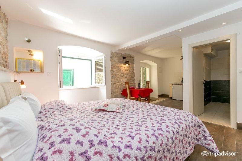 Фото Garden Apartment Hotel