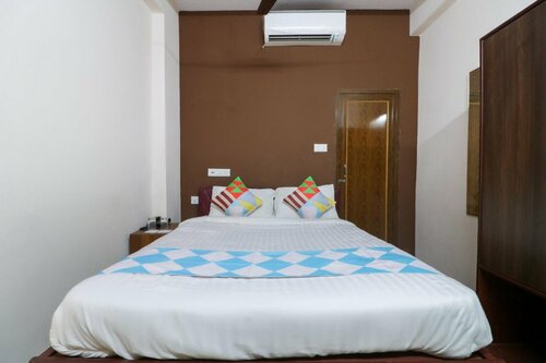 Гостиница Adri Hotels by FabHotel в Калькутте