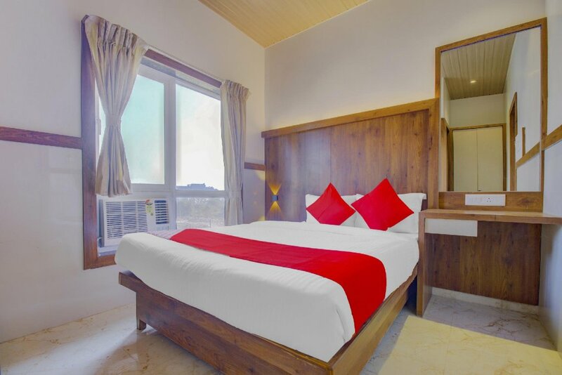Гостиница Oyo Flagship 77349 Hotel Super 7 Inn