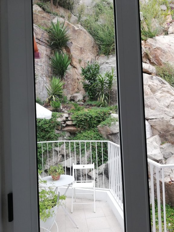 Фото Red House by the River