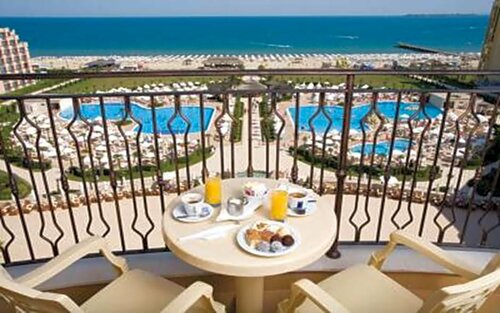 Гостиница Dit Majestic Beach Resort в Солнечном Береге