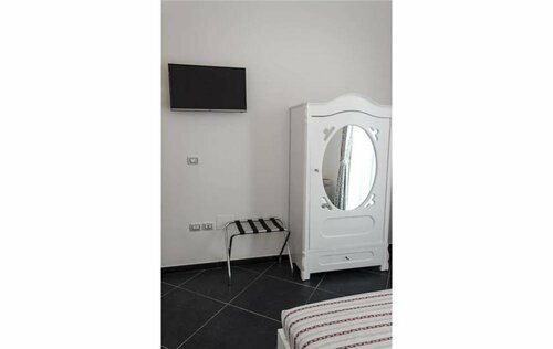 Гостиница B& x26; B Maria Vittoria and Apartments в Апулии