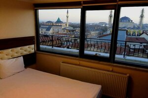 Гостиница Mesnevi