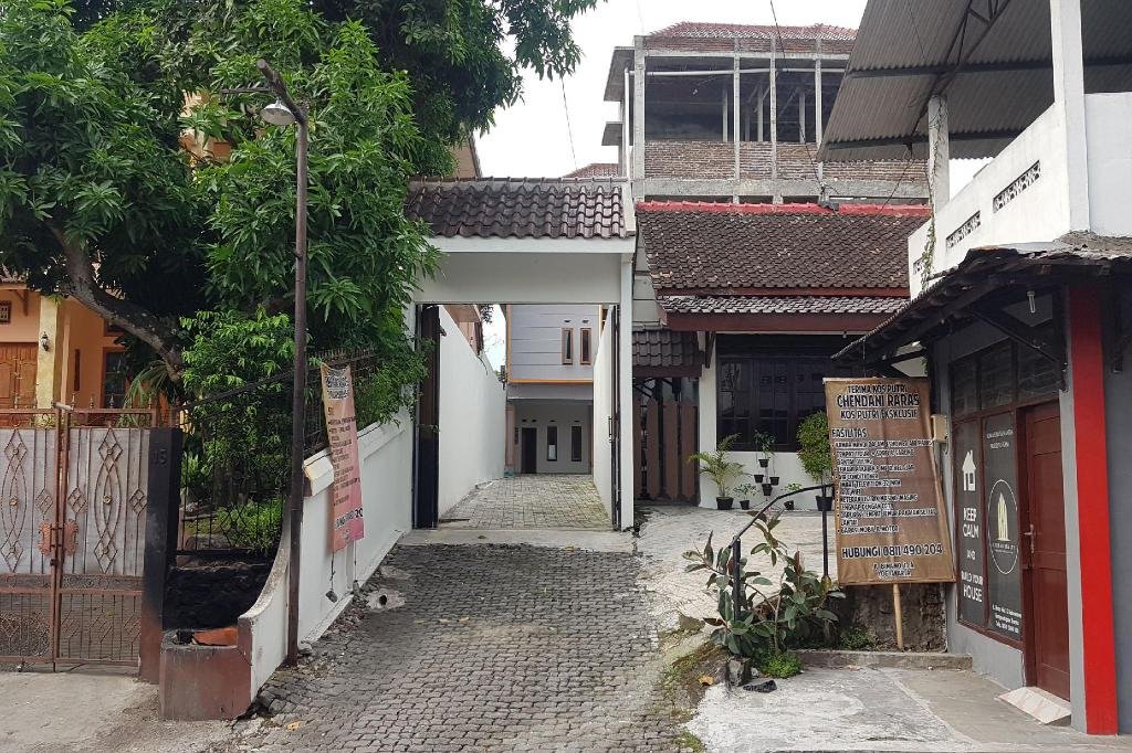 Фото отеля 3